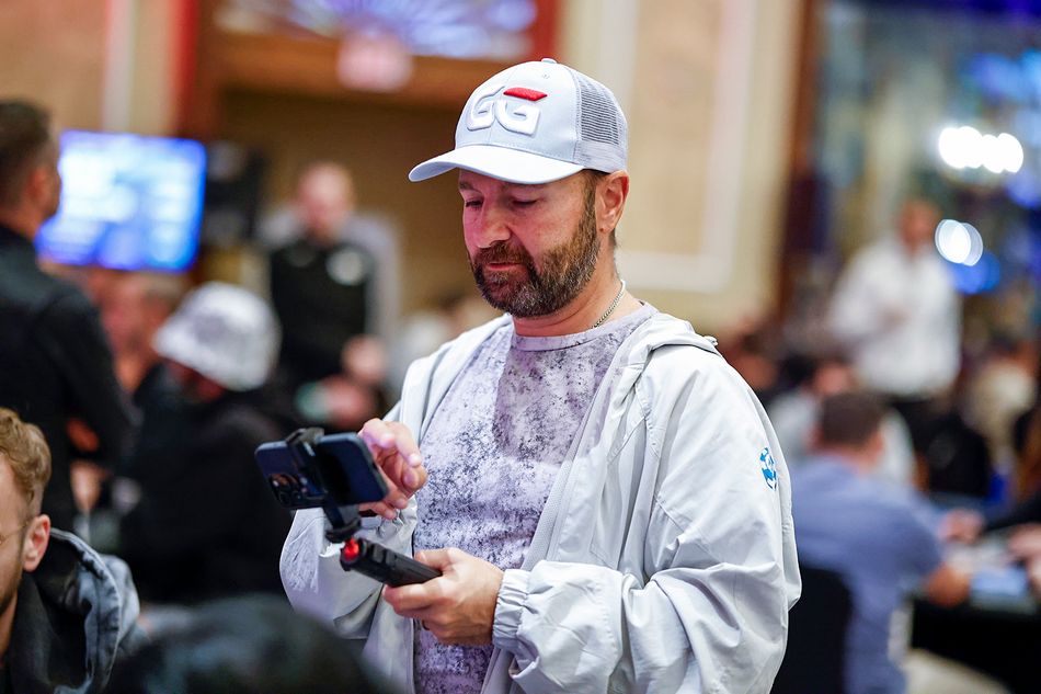 แดเนียล เนเกรอนู โกรธจัด หลังพลาดท่าในการแข่งขัน WSOP