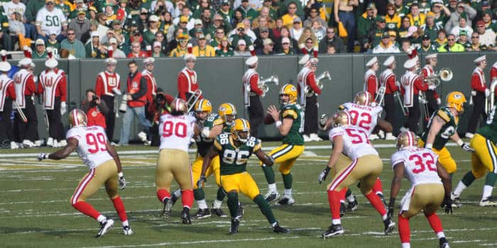 การขาดงานของ Maxx Crosby ส่งผลกระทบต่อตลาดพนัน Raiders กับ Giants