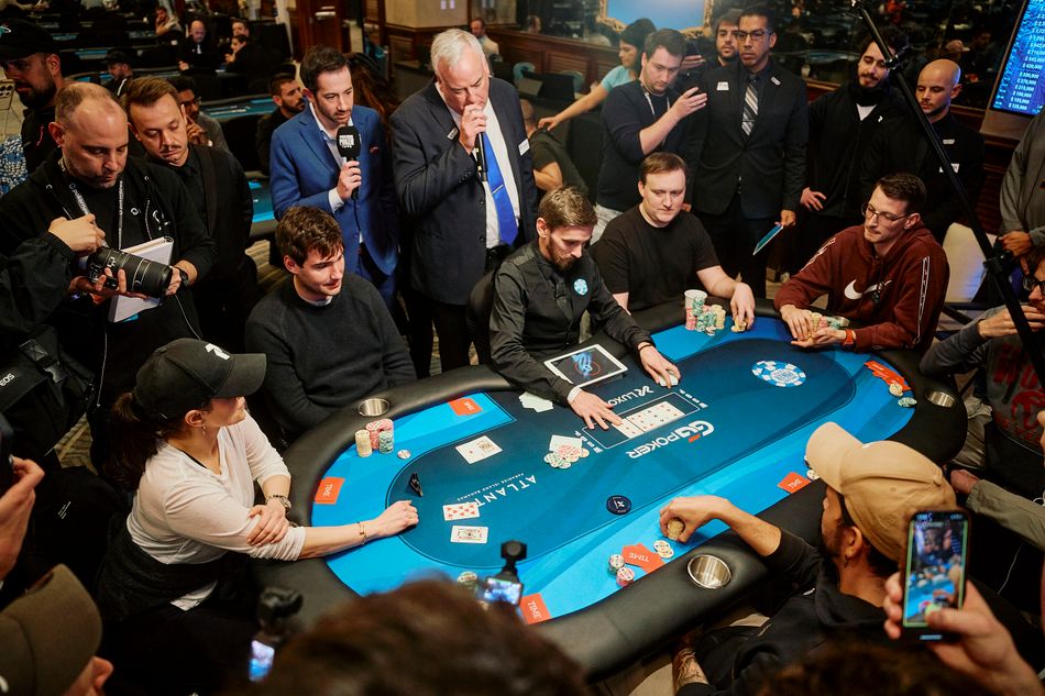 ความวุ่นวายช่วงบับเบิ้ลที่ WSOP Super Main Event