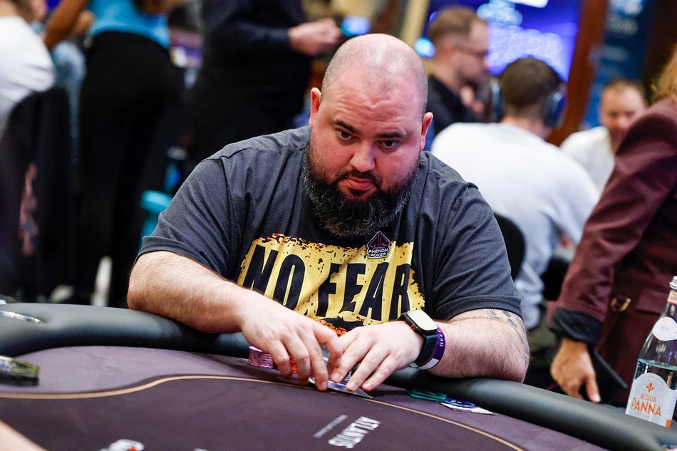 ชีวิตโป๊กเกอร์ของคริส ฮูนิเชน (Chris Hunichen) กับความสำเร็จและความท้าทาย