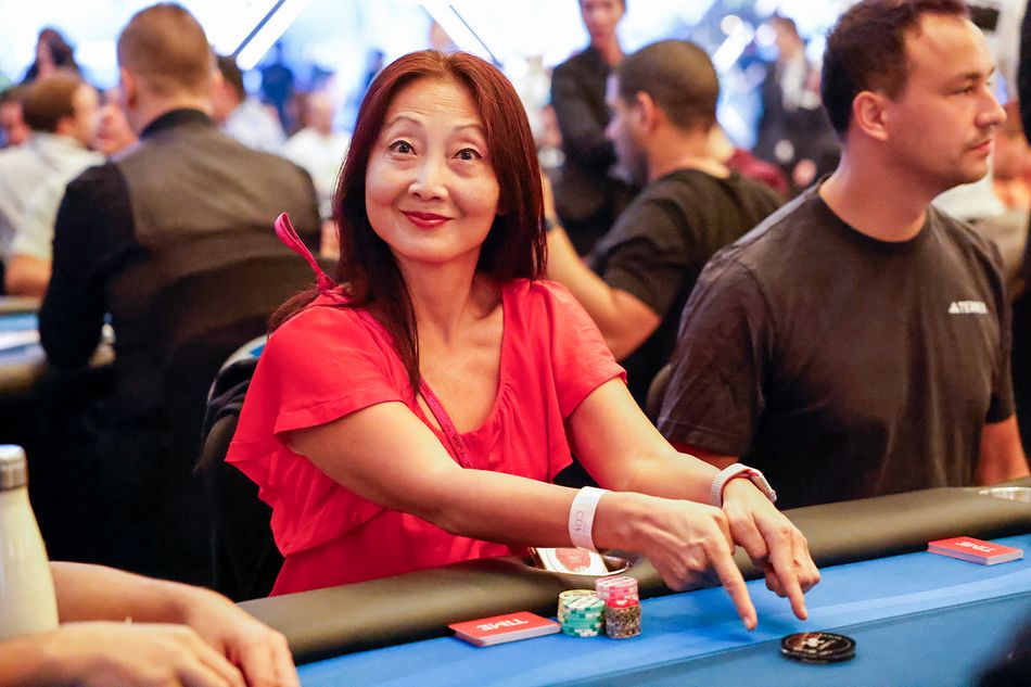 นาน มิน (Nan Min) นักโป๊กเกอร์วัย 60 ปี ที่ไม่ยอมหยุดฝัน