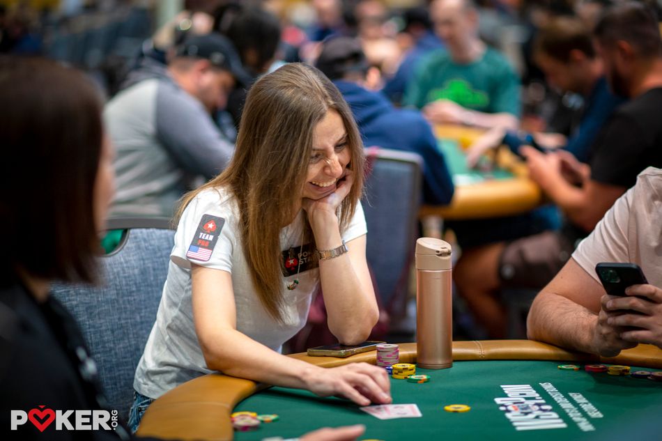 บทเรียนจากโป๊กเกอร์โดย Maria Konnikova