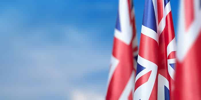 ความต้องการเพิ่มขึ้นให้ยกเลิกกฎเกณฑ์ที่เอื้อประโยชน์แก่ร้านพนันใหม่บนถนนสายหลักในสหราชอาณาจักร