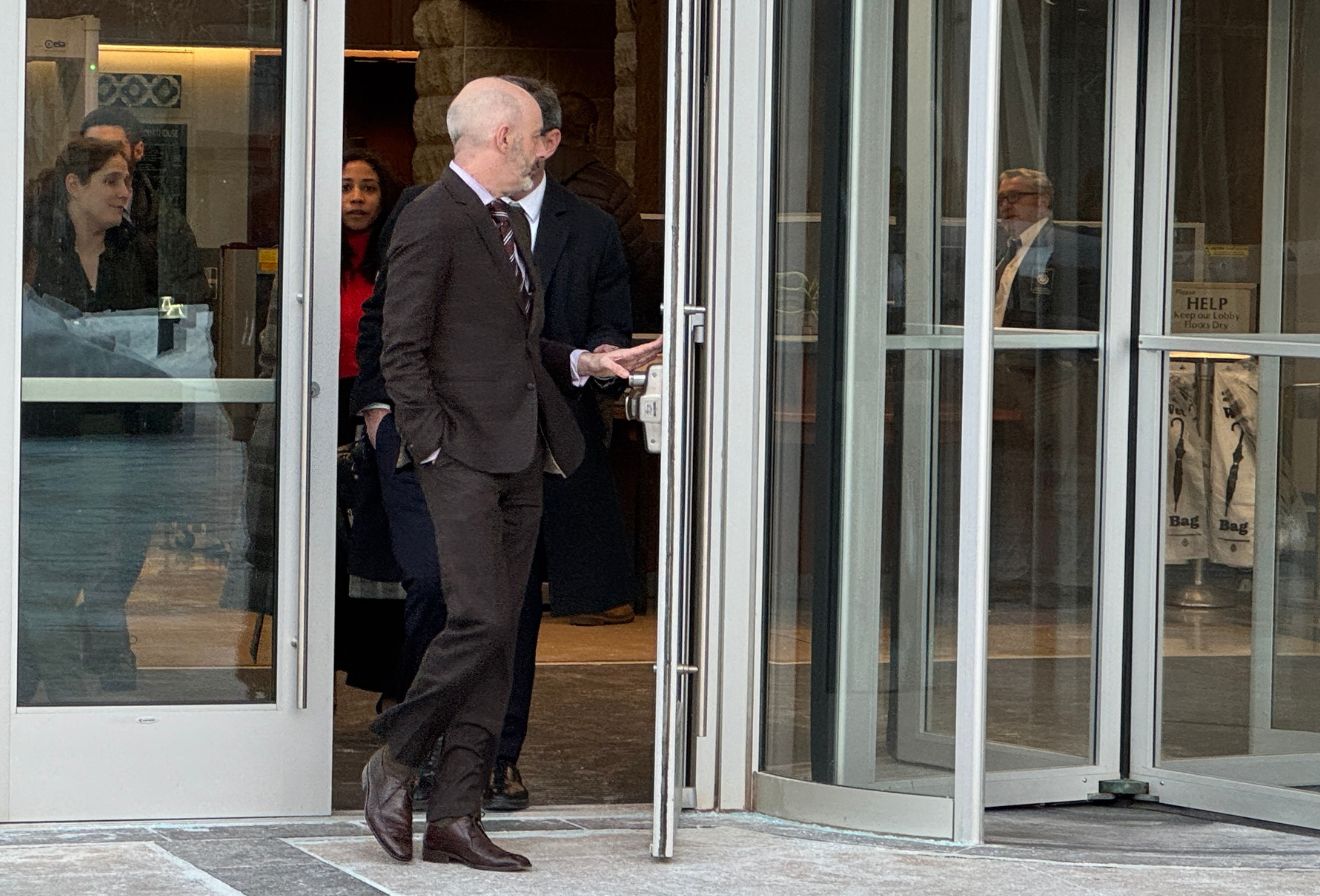 อัยการขอให้จับกุมตัว Tom Goldstein ระหว่างรอพิพากษา