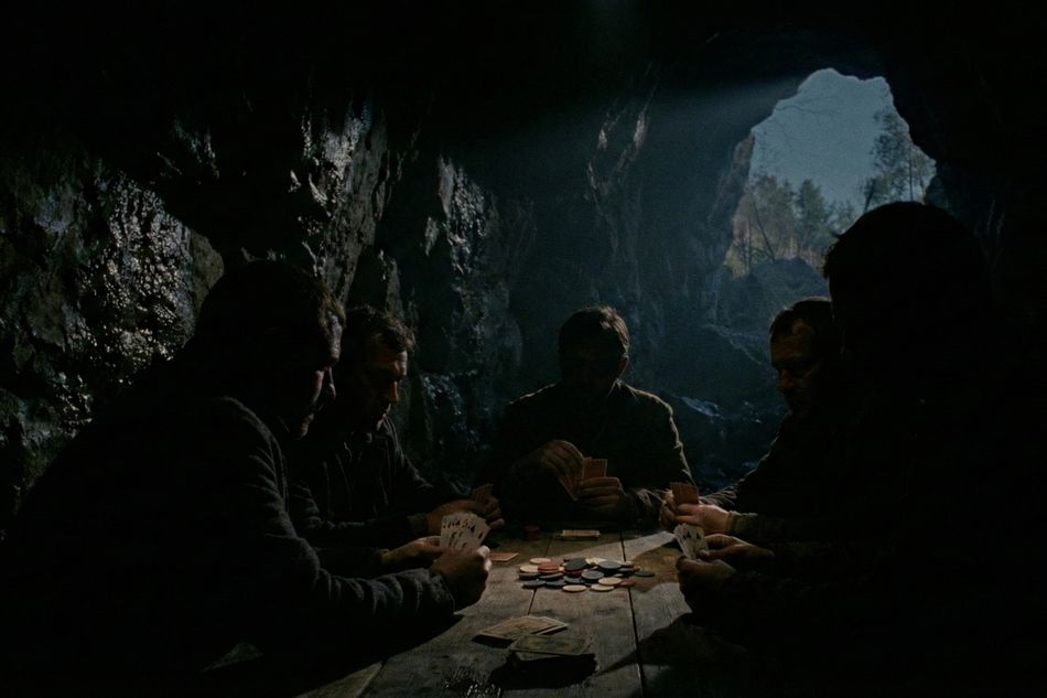 ผลกระทบของ ‘Cave Effect’ ต่อผู้เล่นโป๊กเกอร์