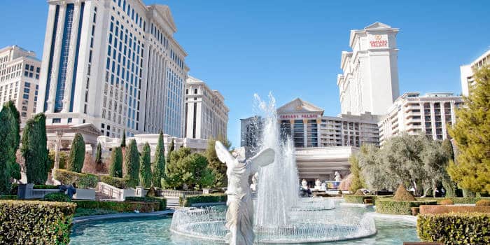 รายงานผลประกอบการไตรมาส 4 ของ Caesars Entertainment แสดงรายได้เติบโต แม้ขาดทุนสุงขึ้น